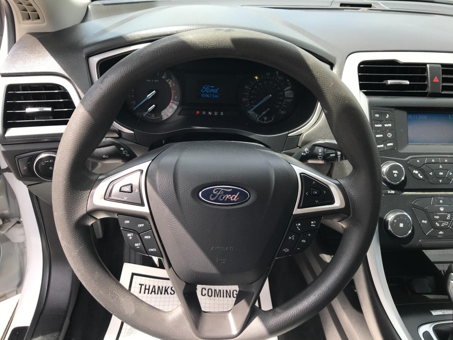 2014 White /Black Ford Fusion S (3FA6P0G74ER) with an 2.5 V4 engine, Automatic transmission, located at 577 Chester Pike, Prospect Park, PA, 19076, (610) 237-1015, 39.886154, -75.302338 - Photo#11